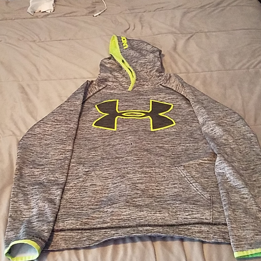 Under Armour youth sweatshirt